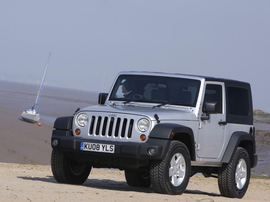  Jeep Wrangler Sport 2007 года  (UK) (фото 2 из 22)